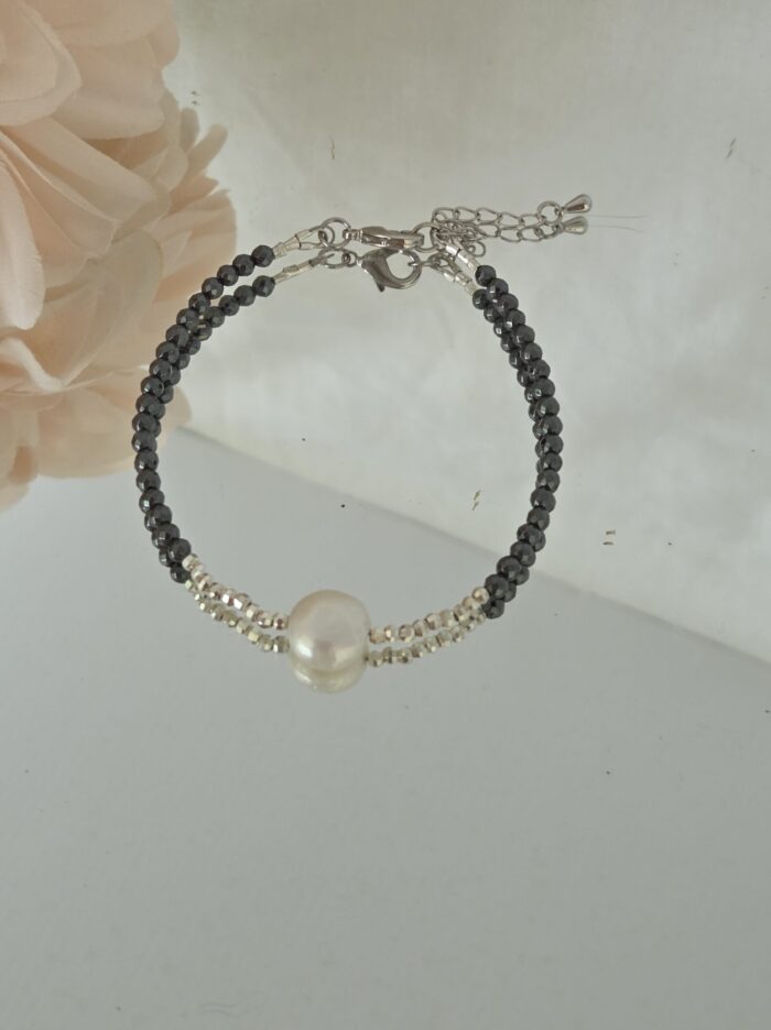 Armband PÄRLA, hematit | LillieCharlotte