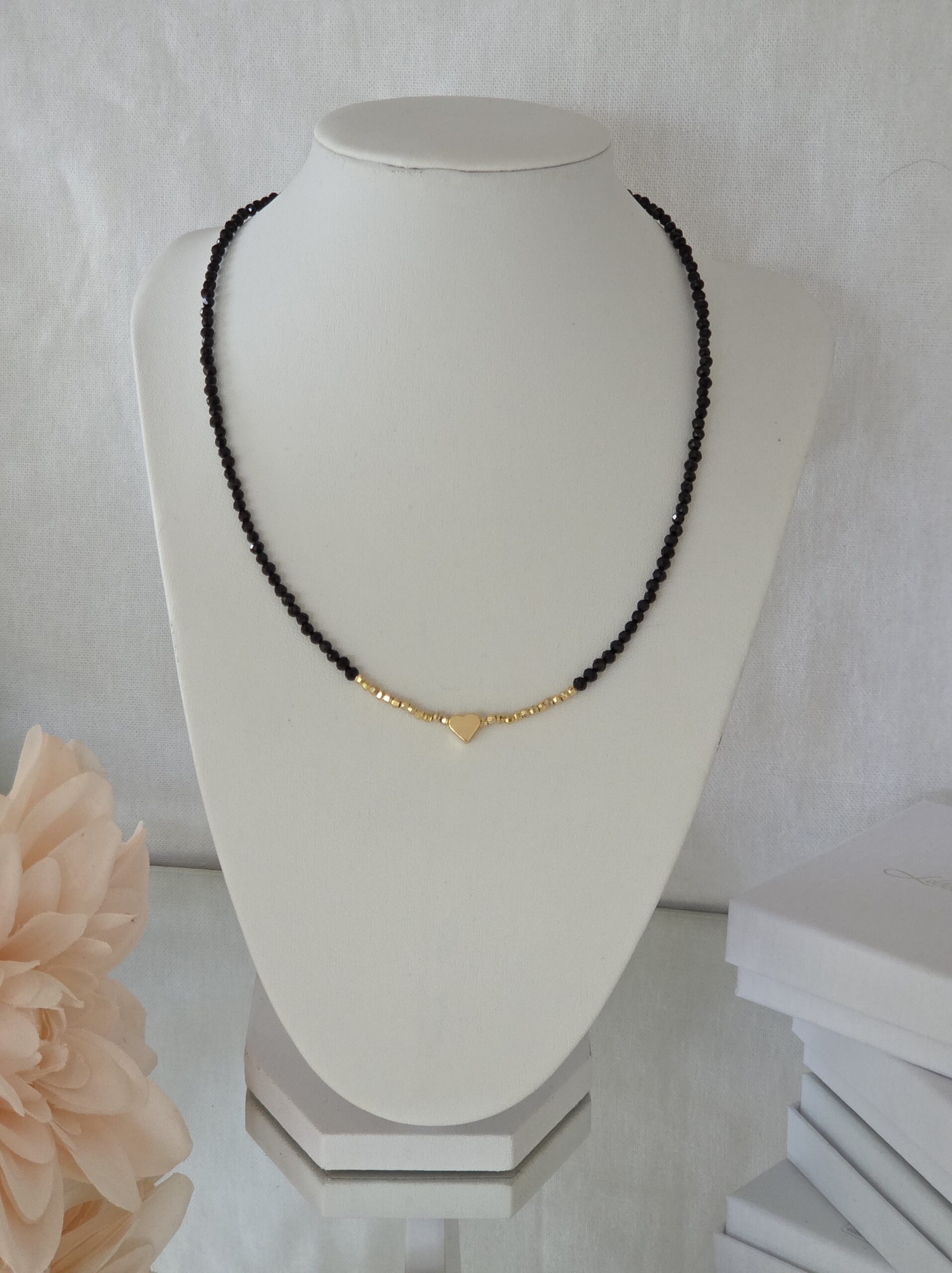 Halsband HJÄRTA, turmalin | LillieCharlotte